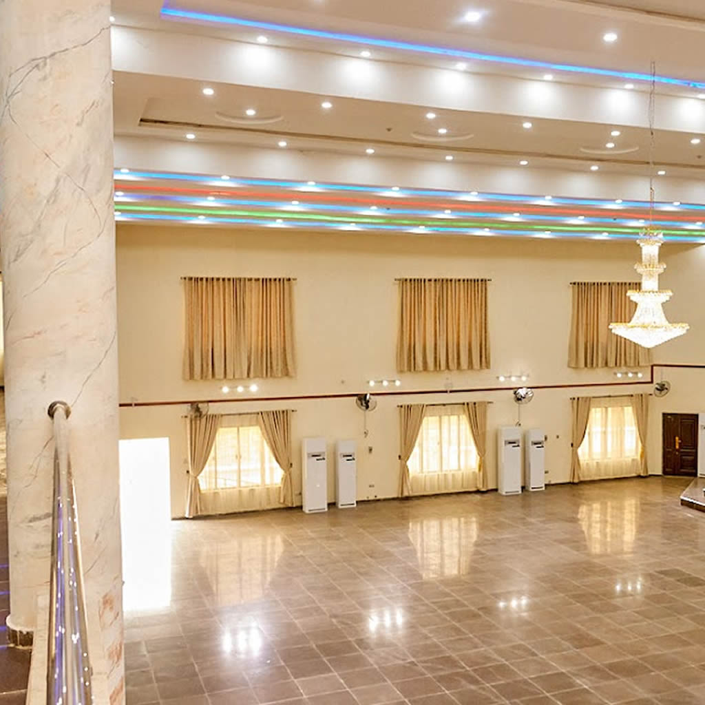 Apex Safari Event interior